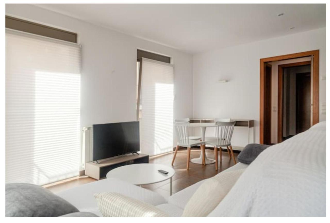 Residential Tourist Apartments กัลเดส เอสตราก ภายนอก รูปภาพ